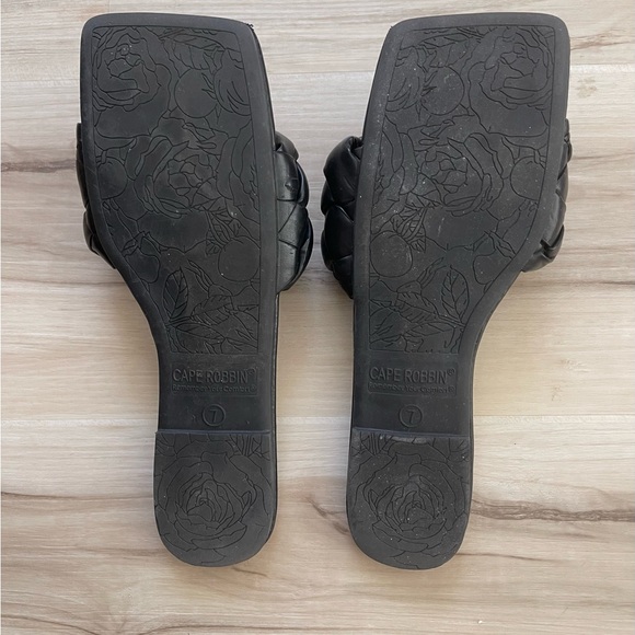 Cape Robbin Black Braided Slide Sandals - Women's Slip-On Slides - Picture 4 of 4